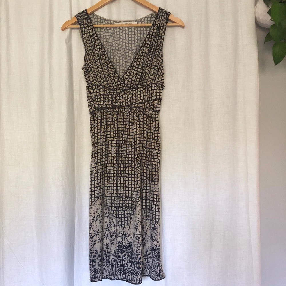 Sleeveless Dress
